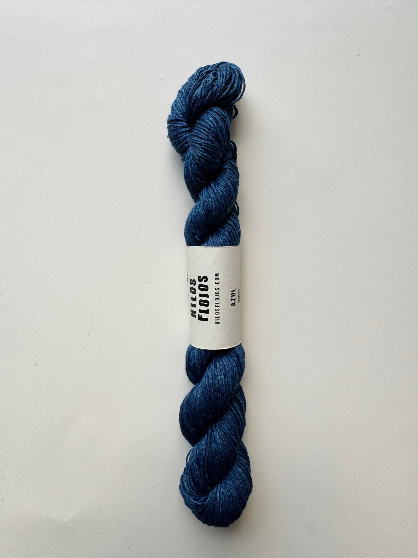Seda Mulberry 100% — Teñida con tintes naturales
