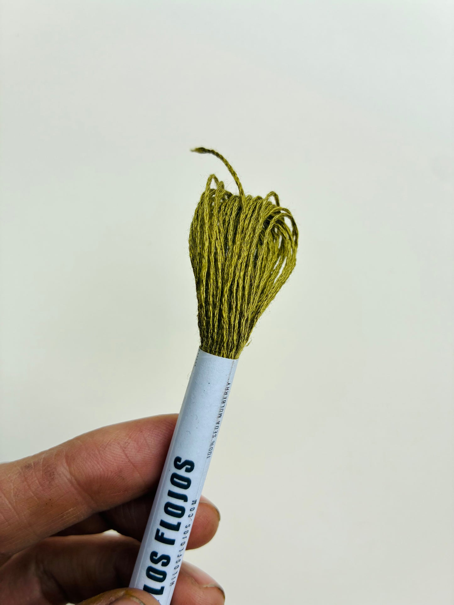 Hilo de Seda Mulberry teñida naturalmente