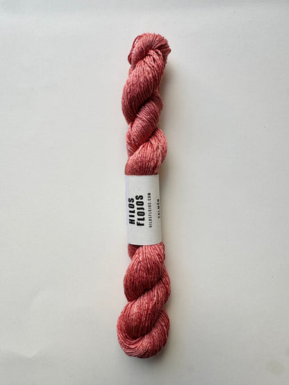 Seda Mulberry 100% — Teñida con tintes naturales